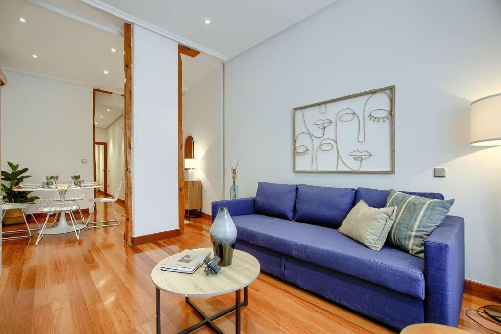 Flat In The Location-comen-2-de Apartment *