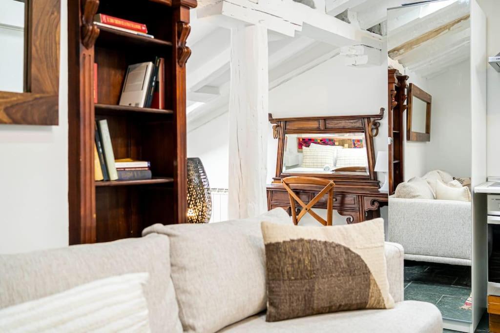 Beautiful Attic-malasana-gran Via-fuen42