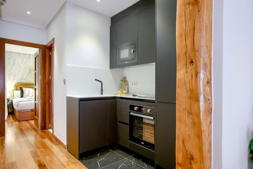In The Center Of Madrid-comenda-1-i Apartamento