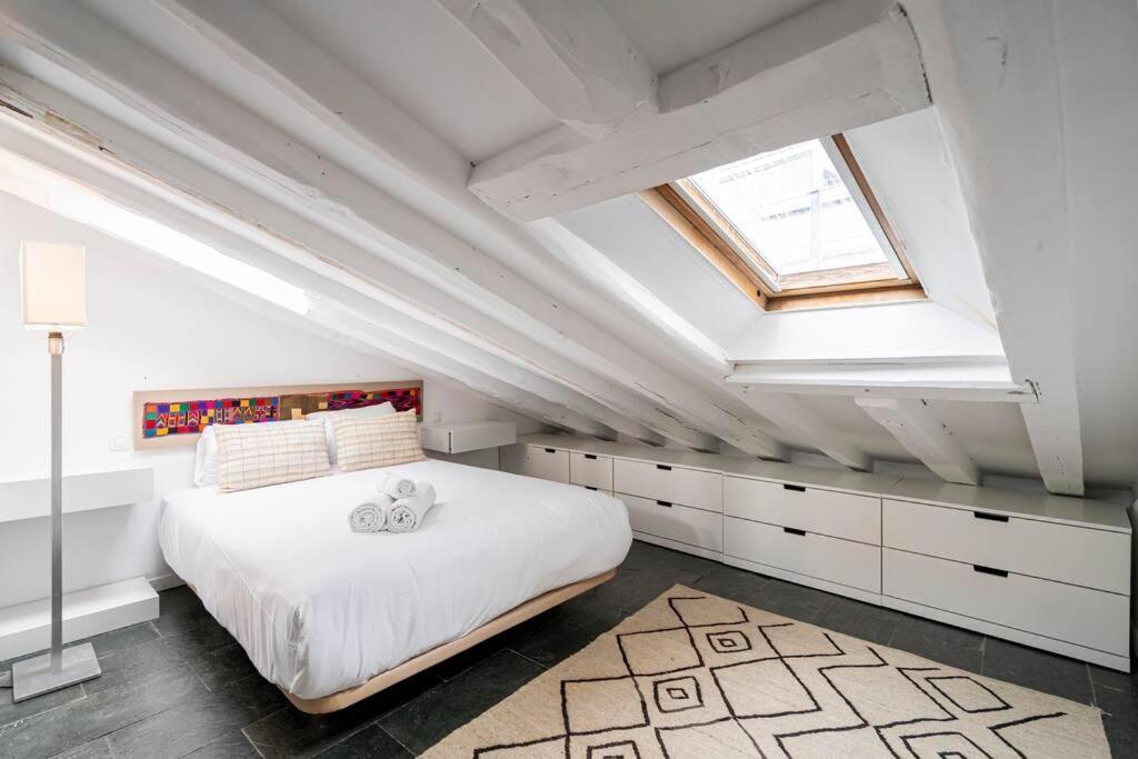 Apartamento Beautiful Attic-malasana-gran Via-fuen42 Madrid