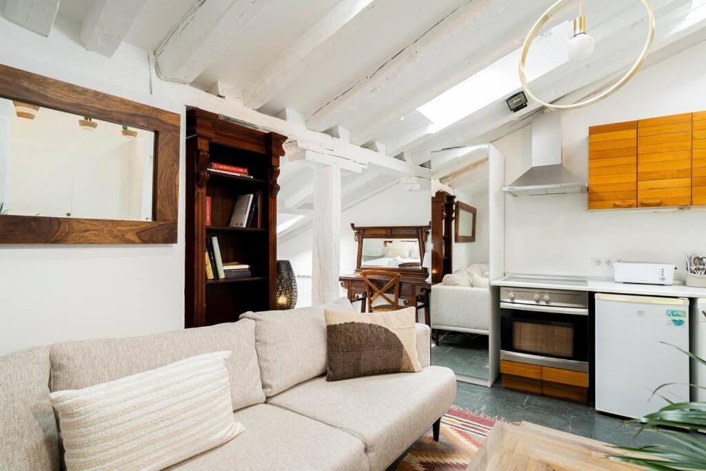Beautiful Attic-malasana-gran Via-fuen42 Apartamento