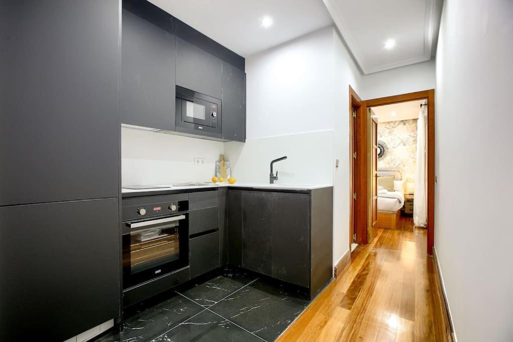 Cozy Flat In The Center Of Madrid-comend-3-de