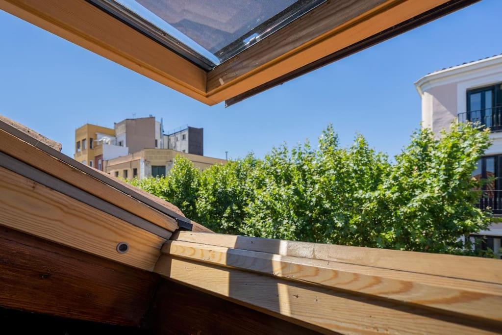 Apartment Calm And Bright Apartment, Center La Latina D.alb *