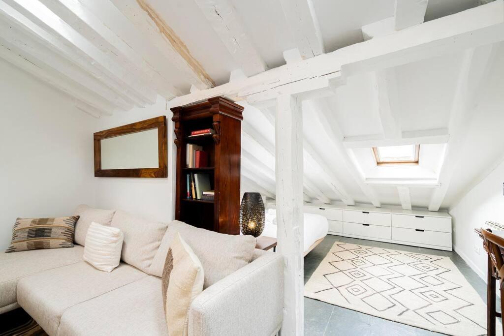 Beautiful Attic-malasana-gran Via-fuen42 Apartamento Madrid