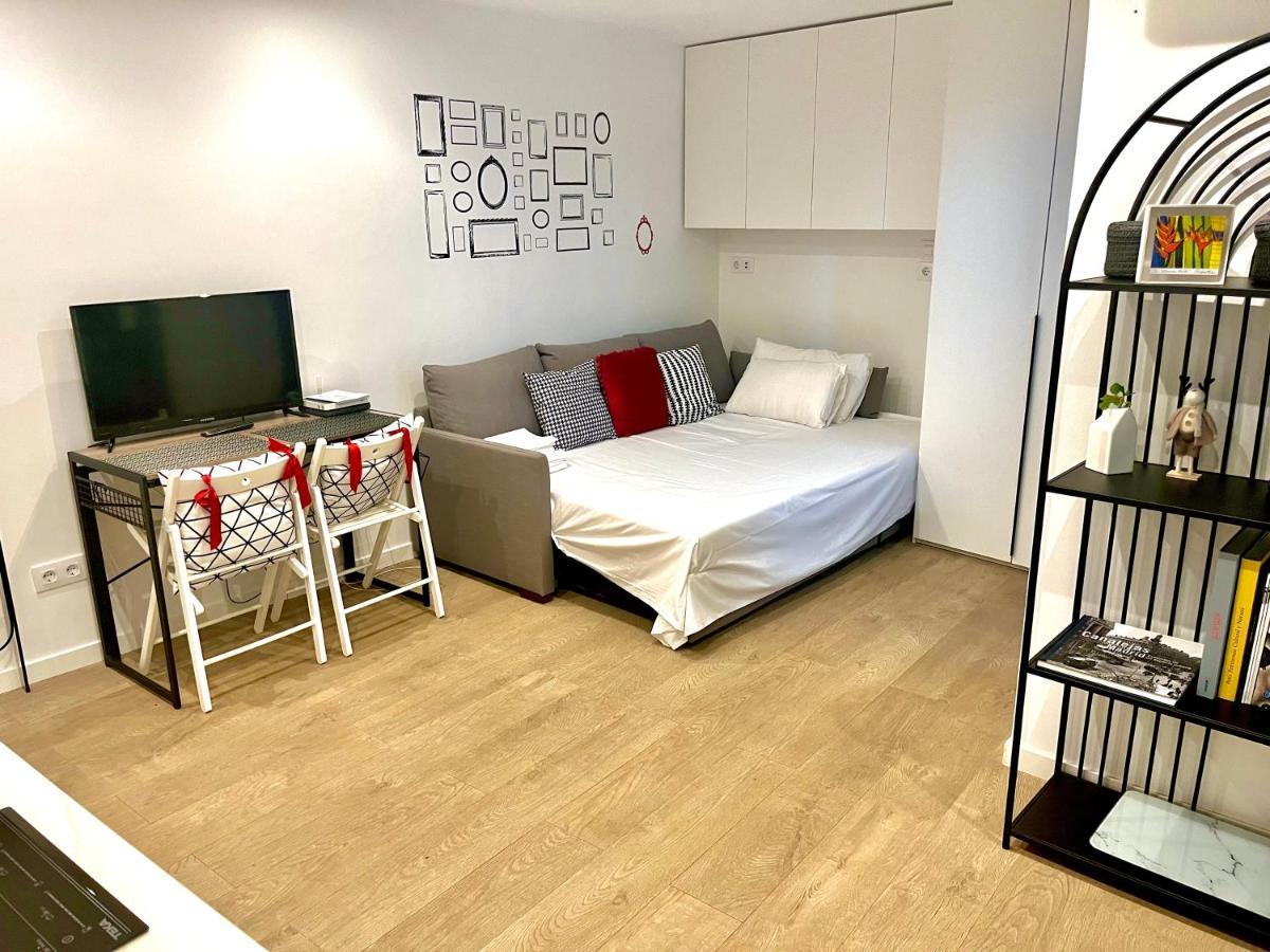 Apartamento Tesoro Calle, Precioso Estudio Super Equipado Dos En Malasana Madrid