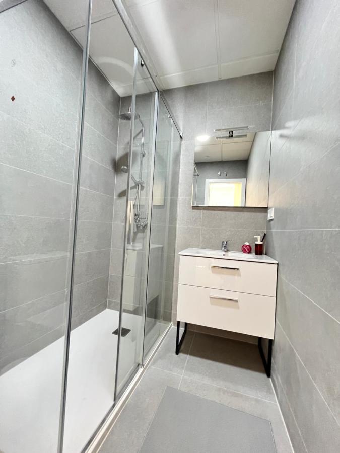 Acogedor Infanta Mercedes Apartamento
