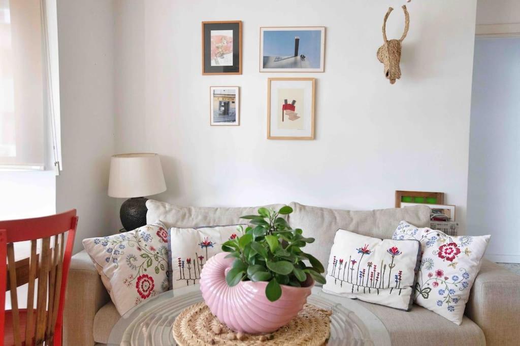 Piso Centrico, Bonito, Acogedor Rodeado De Y Buena Vibra Apartamento Madrid