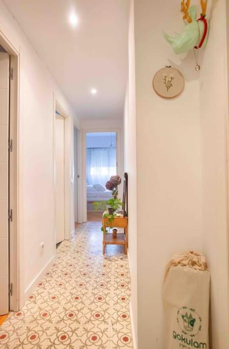 Piso Centrico, Bonito, Acogedor Rodeado De Y Buena Vibra * Madrid