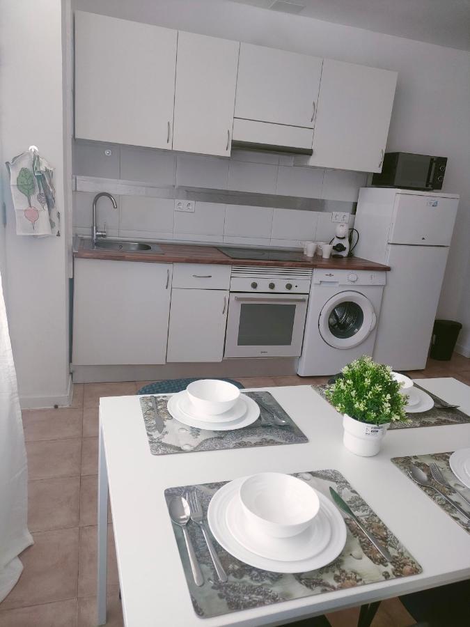 Centro Bernabeu Wizink Feria Aeropuerto Apartment *