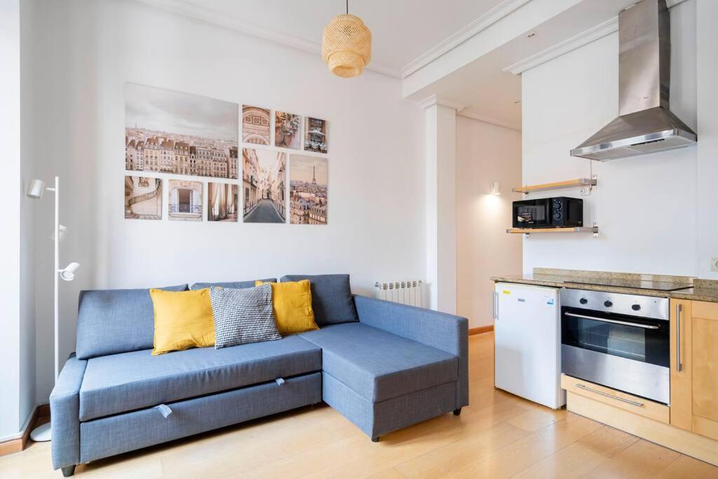 Flat In Barrio De Letras / Cervantes20 Apartment *