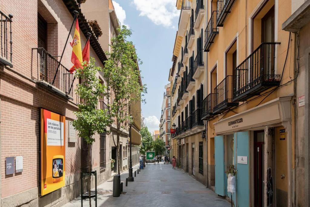 Apartment Flat In Barrio De Letras / Cervantes20 Madrid