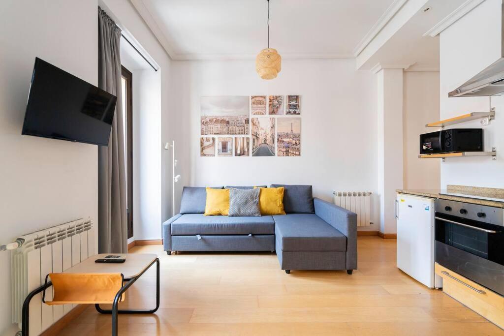 Apartment Flat In Barrio De Letras / Cervantes20 Madrid