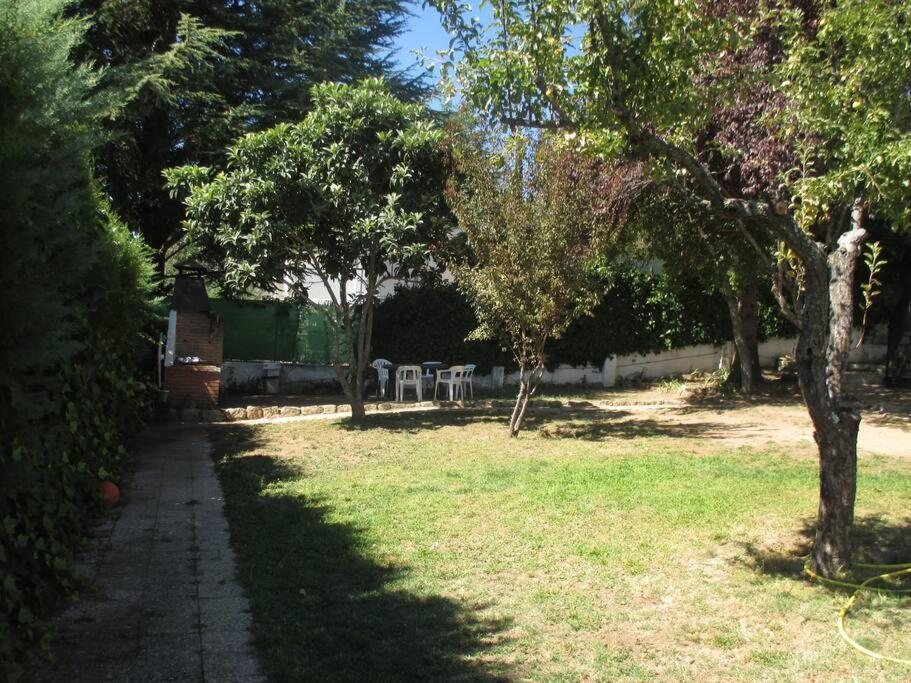 Сasa de vacaciones Casa En La Sierra De Grupos Grandes *