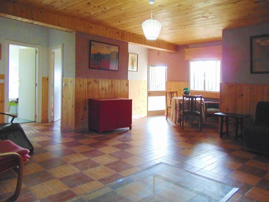 Casa En La Sierra De Grupos Grandes Сasa de vacaciones *