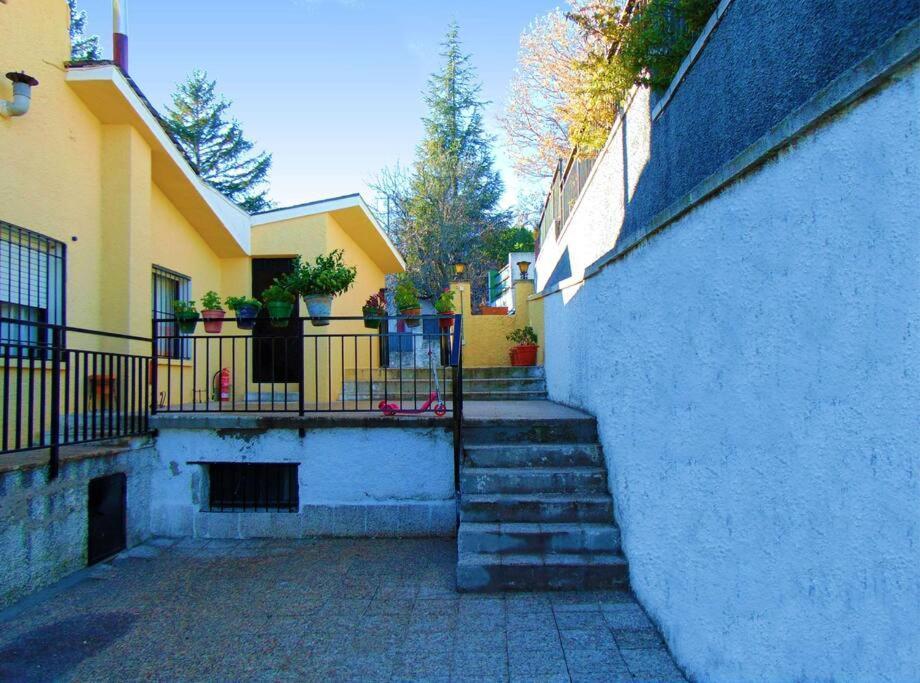 Сasa de vacaciones Casa En La Sierra De Grupos Grandes
