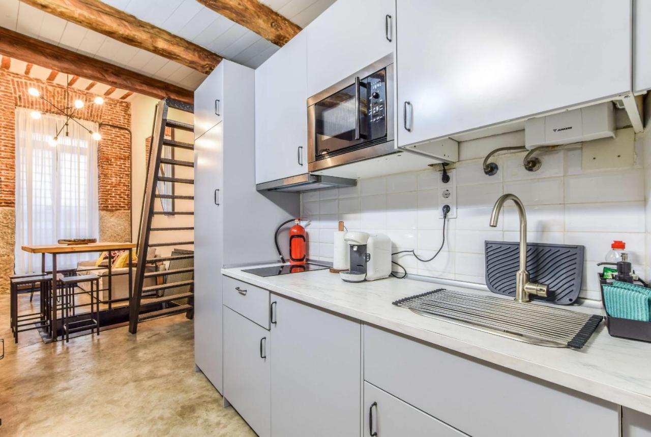 Apartamento De Diseno Industrial En El Centro