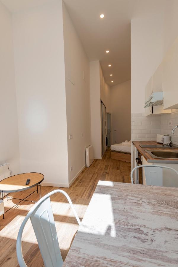 Apartamento 1 Min Metro A Pie, 4km De Sol, Centro De C Madrid
