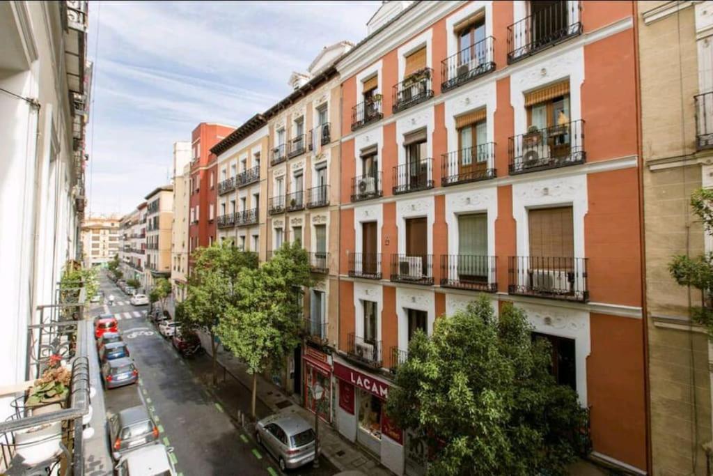 Divina Malasana Apartment Madrid