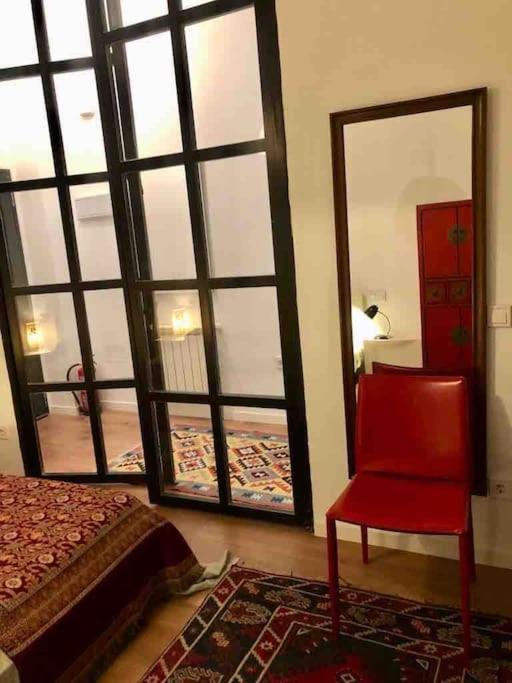 Beautiful Loft With Terrace 6 Pers. Cal Madrid
