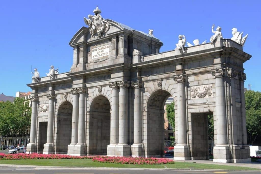 Apartamento Nuevo En El Centro De Apartamento *