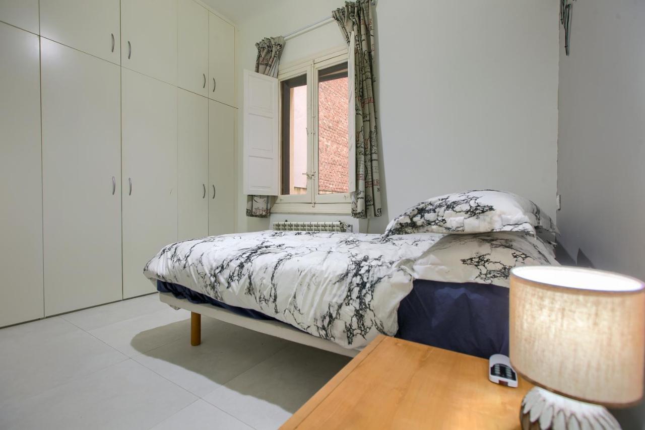 Exclusivo Al Lado Del Parque Retiro Apartamento
