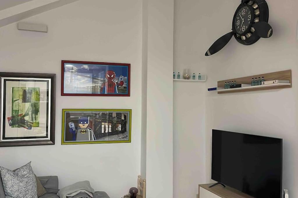 Apartamento Recien Reformado En Barajas Pueblo