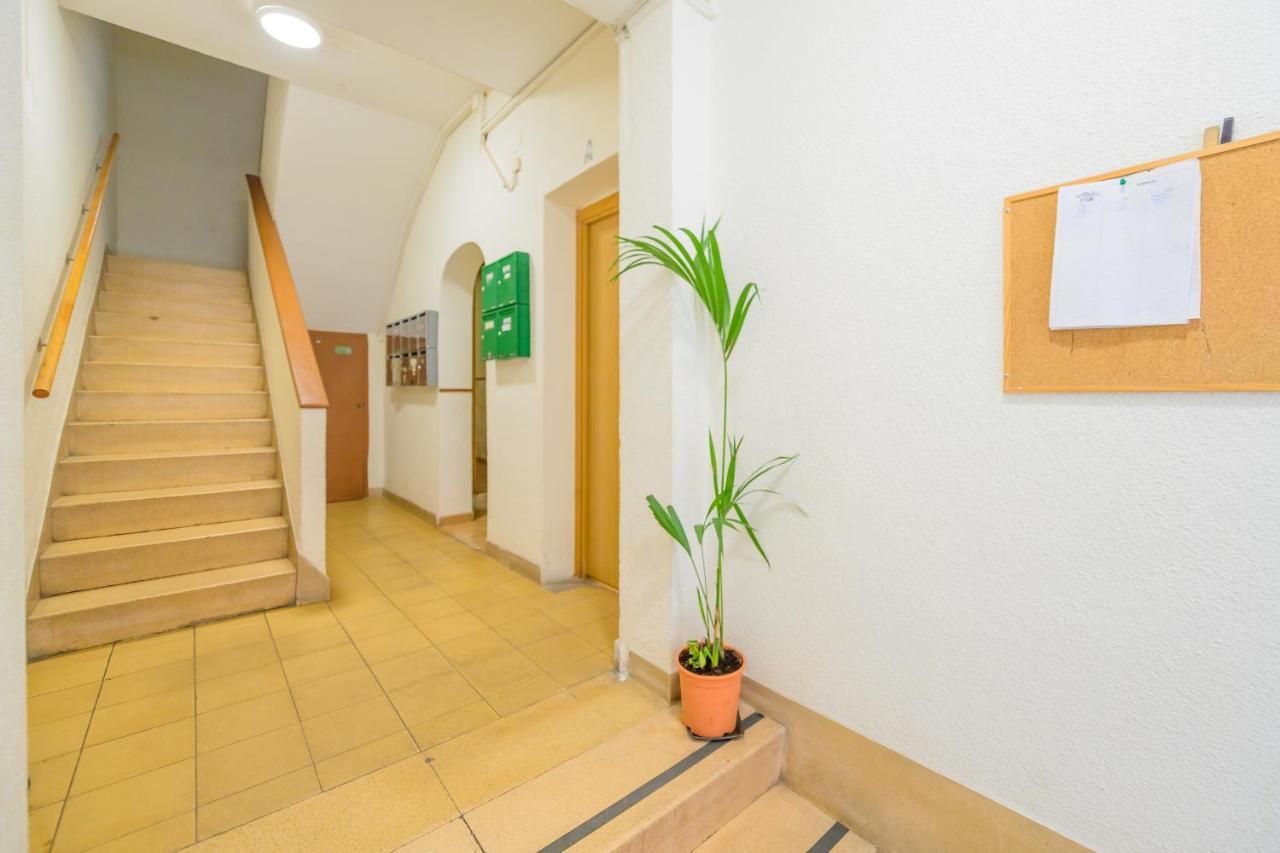 Apartamento For Bonito Y Comodo Estudio Temporal Cerca Al Barrio Tetuan M Ara1 *