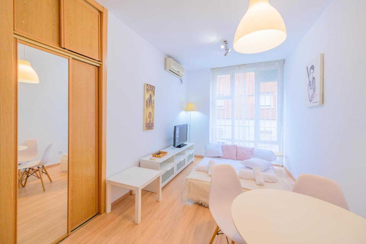 For Bonito Y Comodo Estudio Temporal Cerca Al Barrio Tetuan M Ara1 Madrid