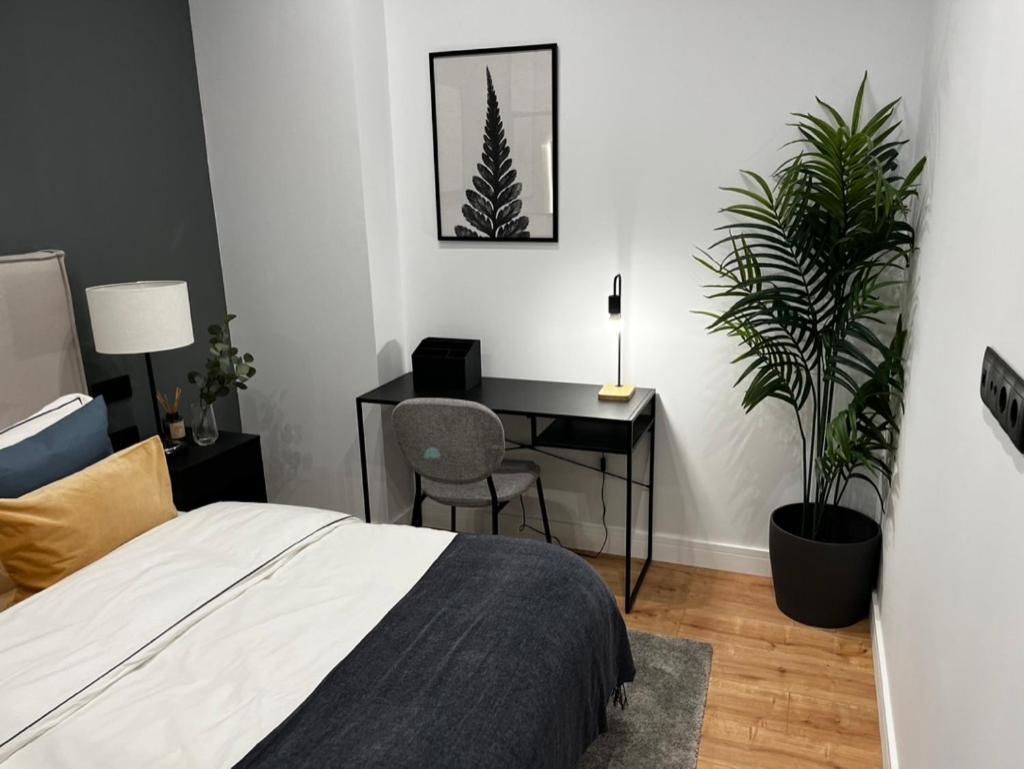 Exyca Embajadores Apartamento