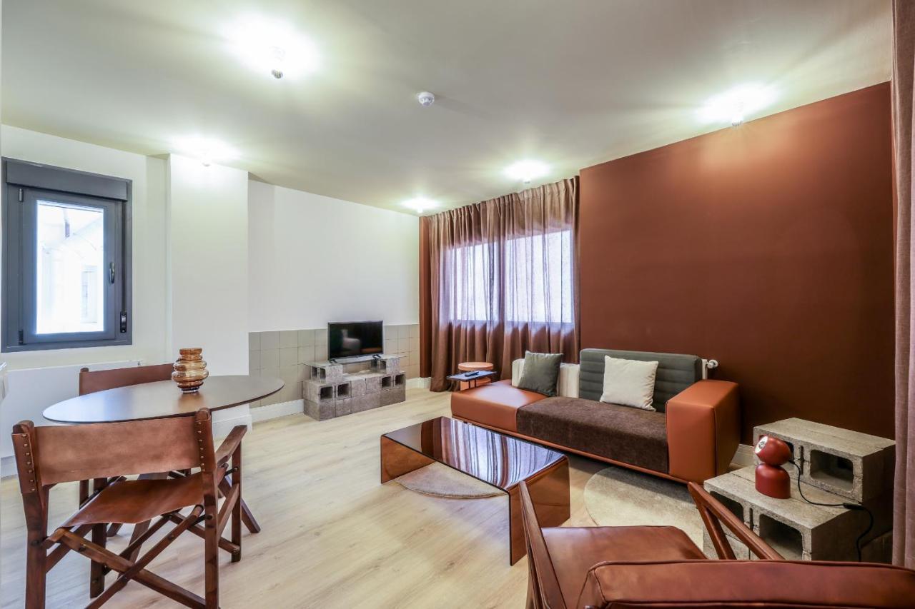Amazinn Places Palacio Real Apartamento