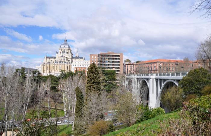 Con Balcon Y Bano Exclusivo Solo Ti Madrid