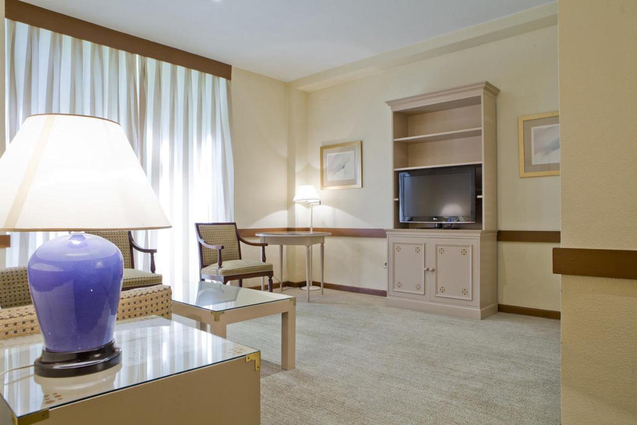 Apartahotel Espahotel Plaza Basílica