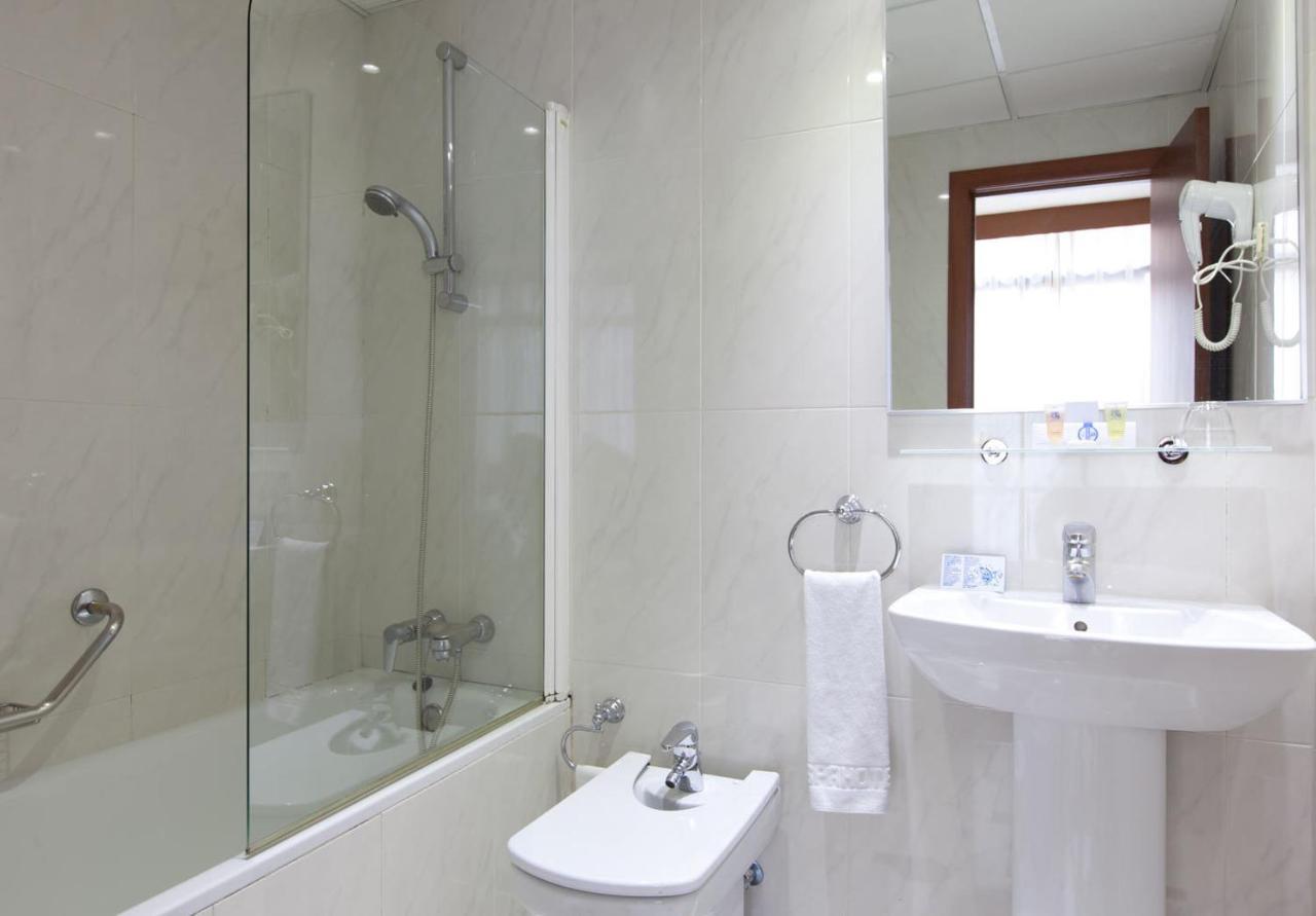 Apartahotel Espahotel Plaza Basílica 3*