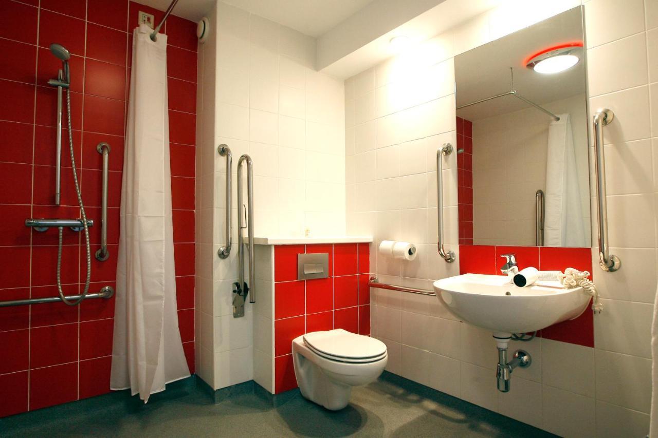 Travelodge Torrelaguna Madrid