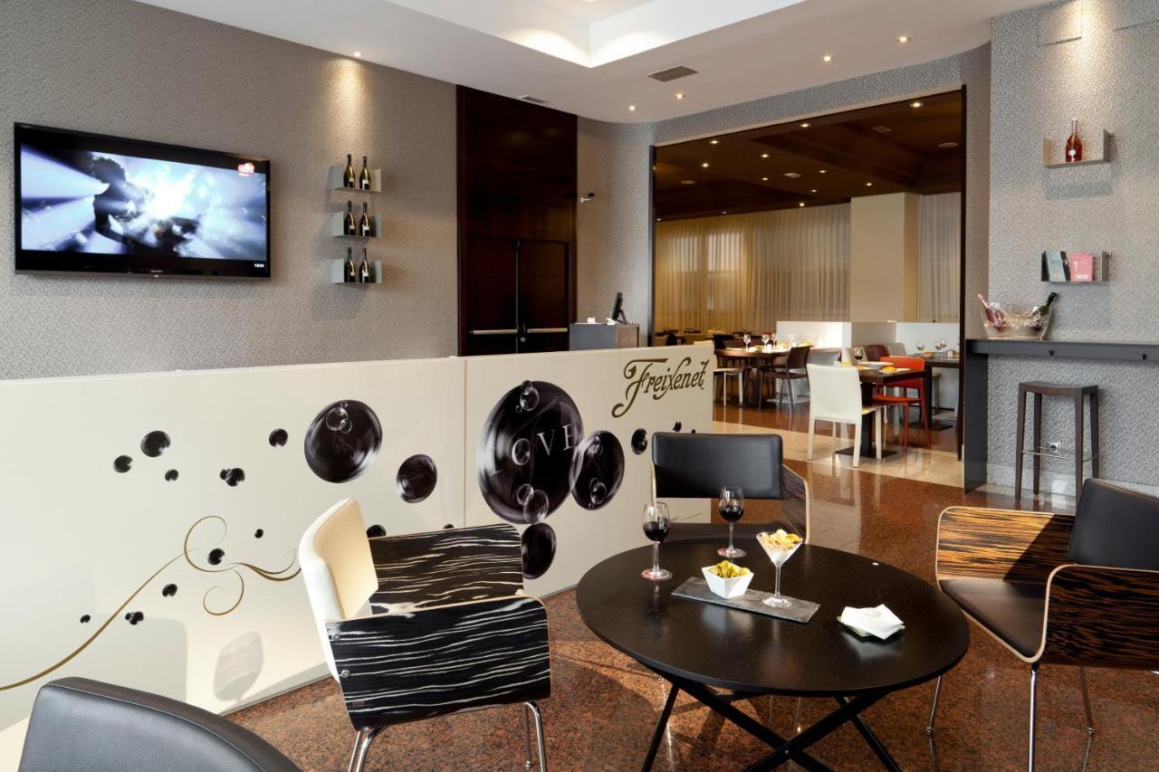 Hotel Rafaelhoteles Atocha 4*