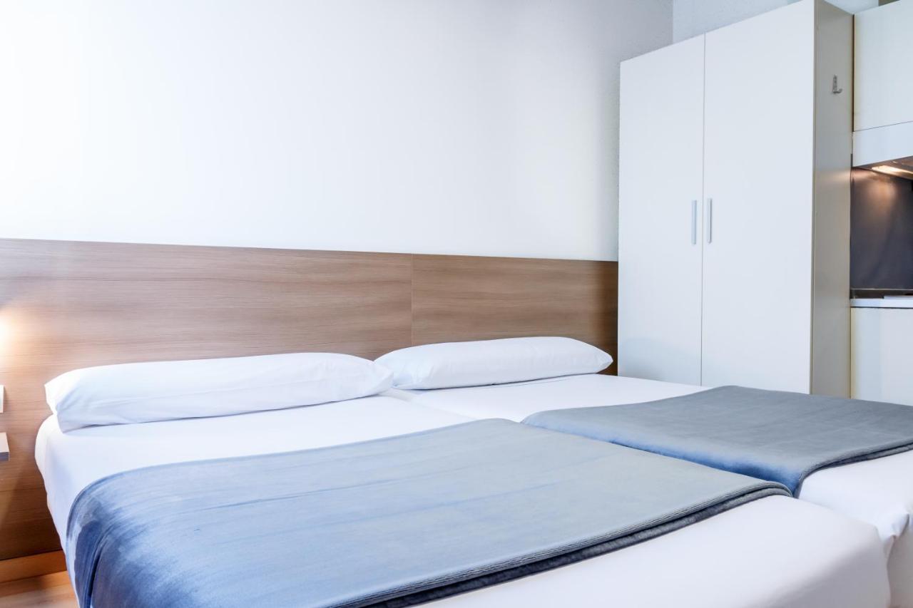 Vértice Roomspace Pensión 3*