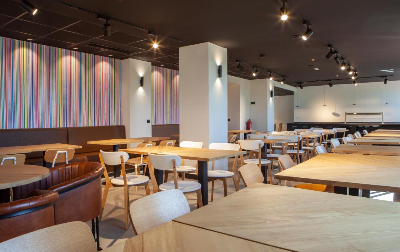 Pensión Vértice Roomspace Madrid