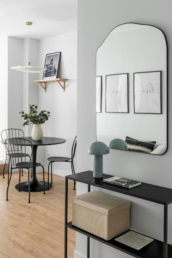 Apartamento Cozy 2 Bedroom With Patio