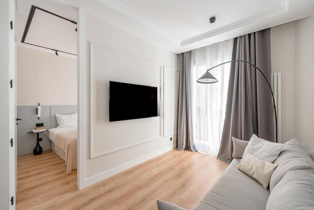 Apartamento Goya Vi Calle Hermosilla 2br 2bh Madrid
