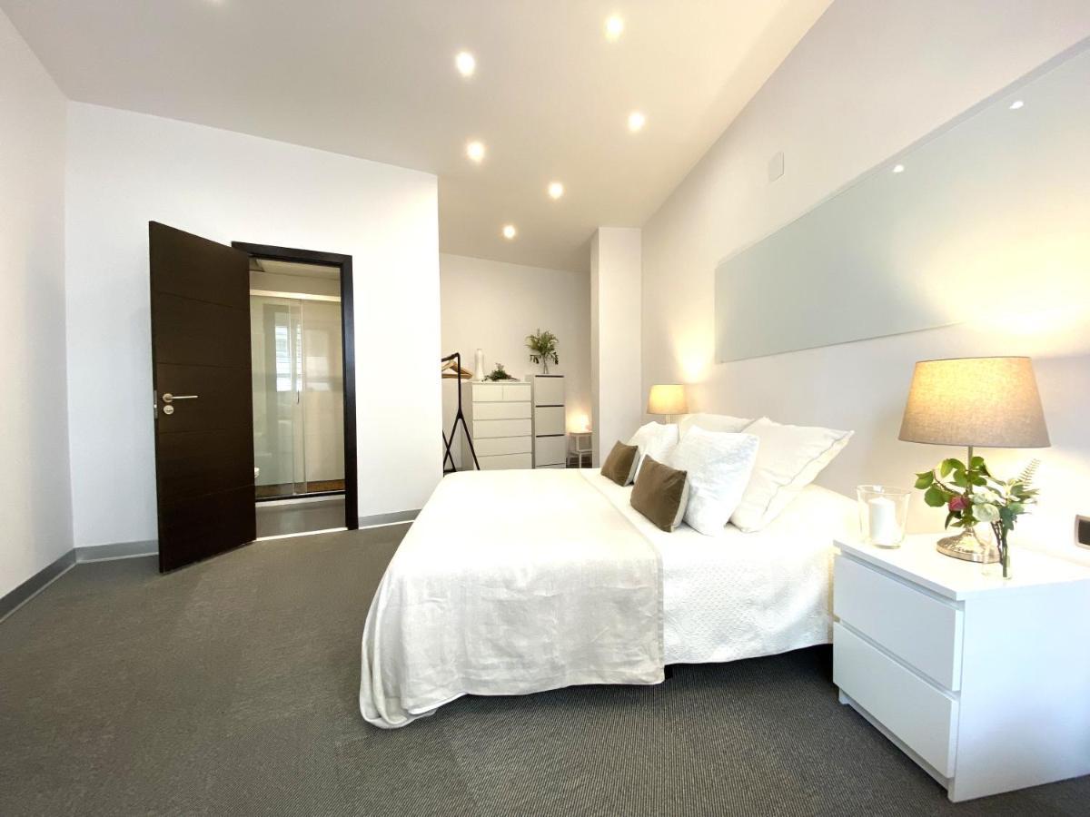 Apartamento Impecable, Nuevo, Comodo, Frente Al Metro Colombia Madrid