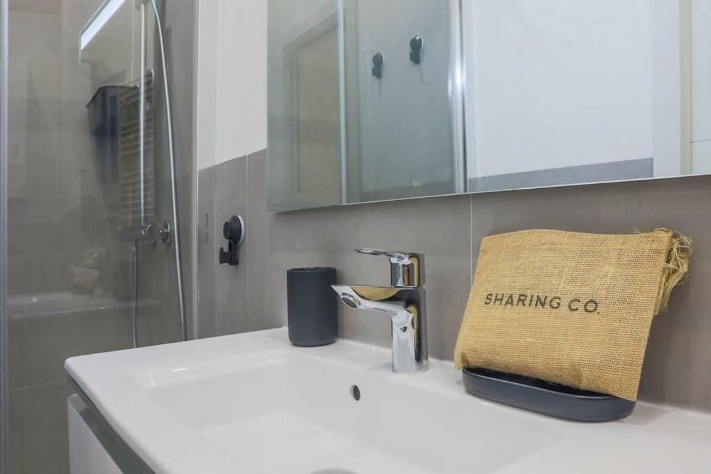 Apartment Malasana By Sharingco Madrid