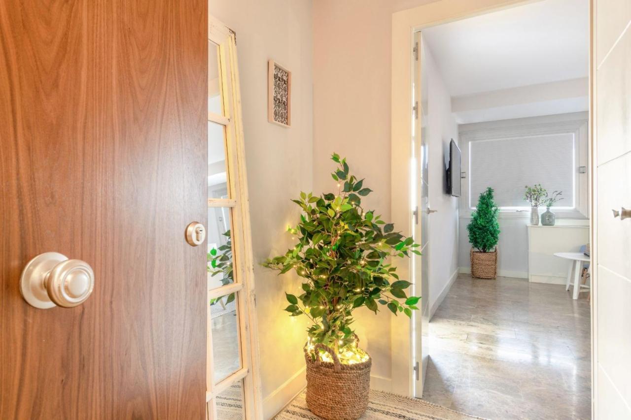 1 Bedroom 1 Bathroom Furnished - Justicia - Incredible Views - Mintystay Apartamento Madrid
