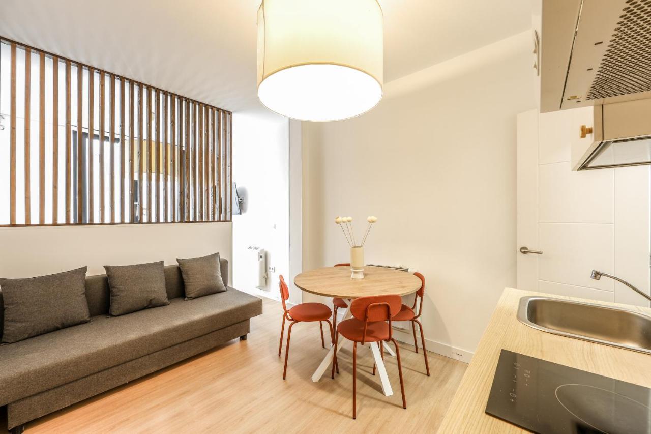 Apartamento Reformado En Tirso De Molina Madrid