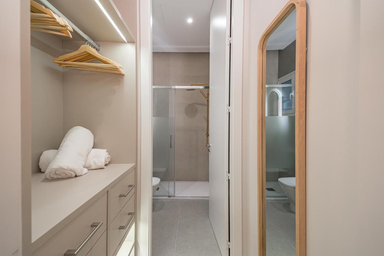 Apartment Lalatina Iv Calle Conde De Romanones 4br 4bh Madrid