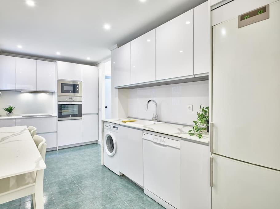 Apartamento New.apto-ponzano. Luxe & Spacious 4rooms 3bathroom *