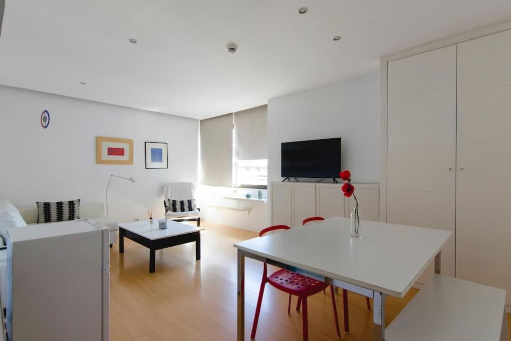 Beautiful Flat A Stone's Throw From The Retiro-vill Apartamento *