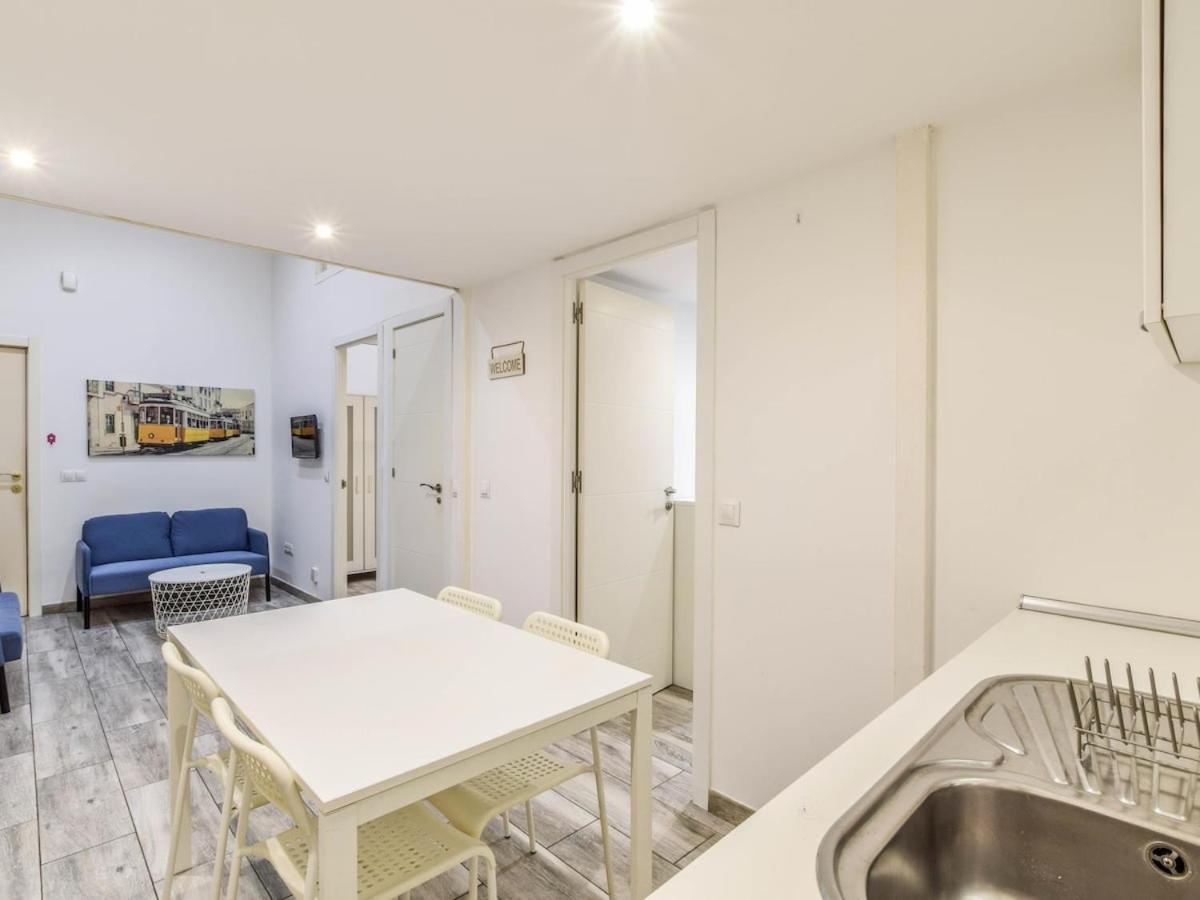 Apartamento En Cuatro Caminos 6 Personas Alquiler Temporal *