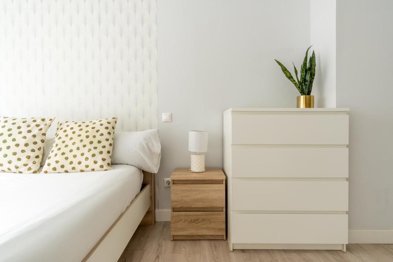 Modern Apartment-1bedroom 1bathroom-tetuan Apartamento Madrid