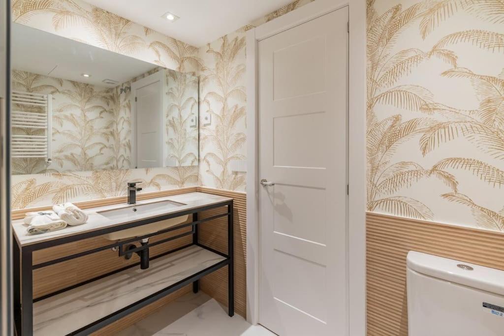 Elegante Y Moderno Apartment