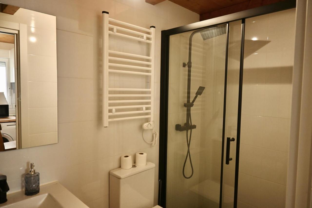 Encantador Estudio Temporal Con Cama En Mezanine Cerca De La Vibrante Avenida Albufera Mpe35 Apartamento *